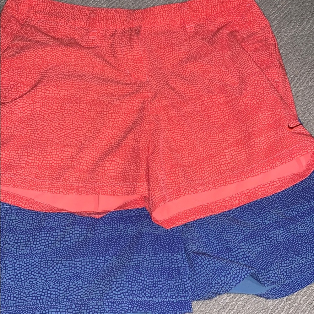 Nike women’s golf shorts package size 6